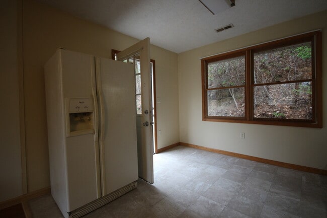 Photo - 937 Shoal Creek Rd