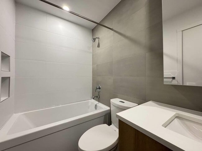 Photo - 13387 Old Yale Rd Unité 22XX