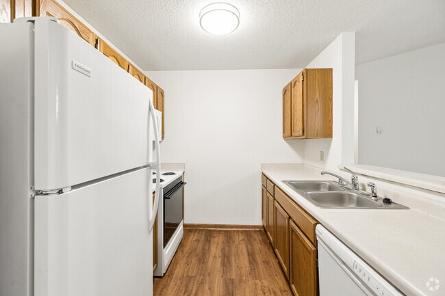 2BR, 2BA - 1,156SF - Kitchen - Willow Brook Greens