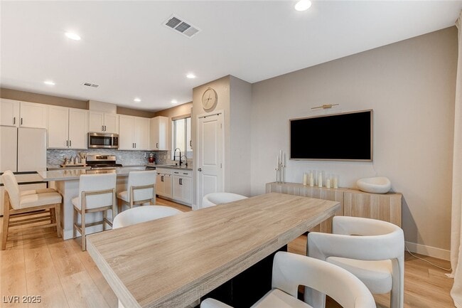 Photo - 9716 Jade Rise Ave