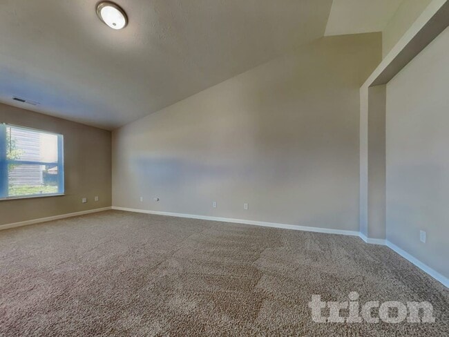 Photo - 4822 Penoyer Ln