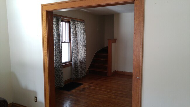 Photo - 160 Olentangy St