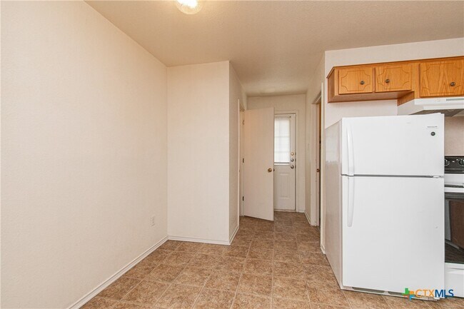 Photo - 4408 Deek Dr Unit B