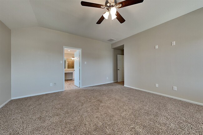 Photo - 9961 Yearling Pl