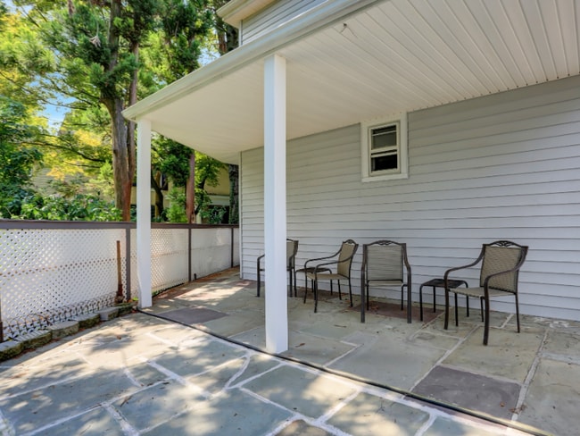 Photo - 266 Philadelphia Ave Unidad 1