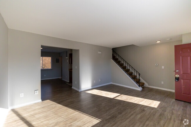 2 BR, 1.5 BA - 1,063 SF - Townhouse - Vandalia Apartments