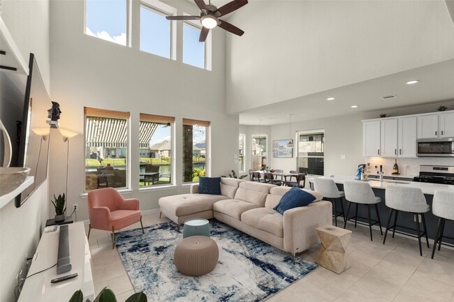 Photo - 29471 Westhope Dr