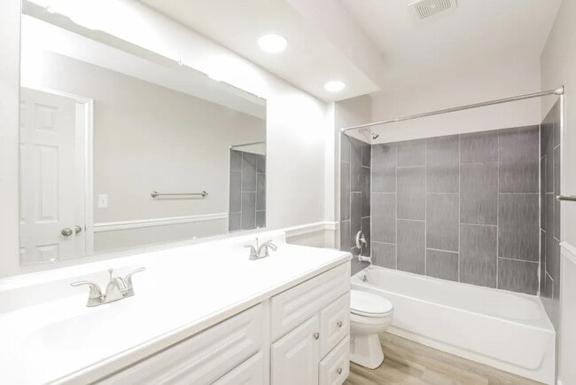 Photo - 5702 E 121st Pl