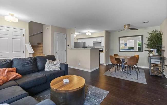 Photo - 2836 Holborn Cir