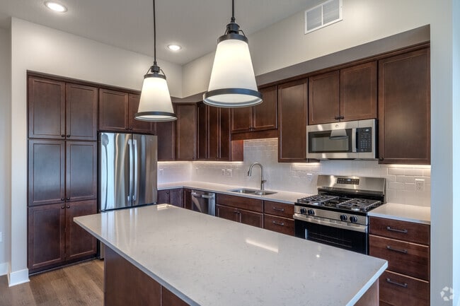 1BR, 1BA - 807SF - Kitchen