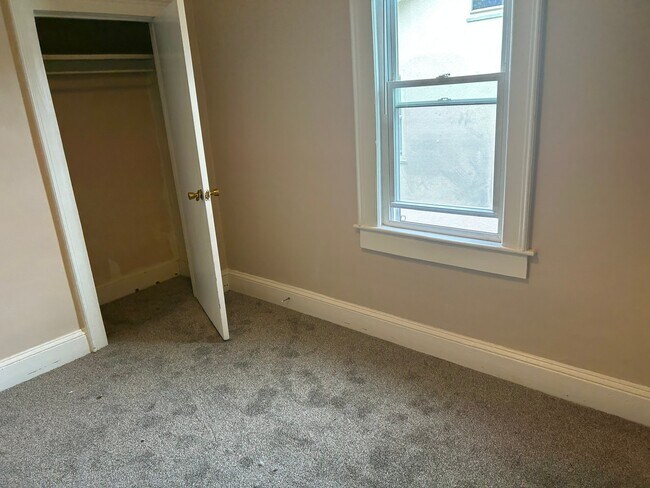 608 Depot St Unit second floor