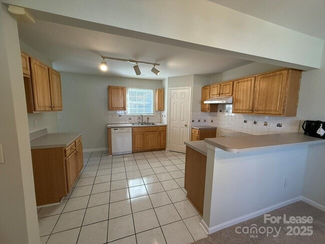 Photo - 6735 Moss Lake Rd