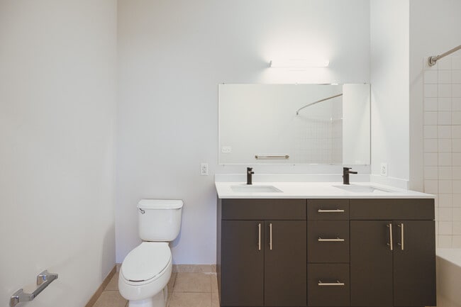 Photo - The Residences at Justison Landing