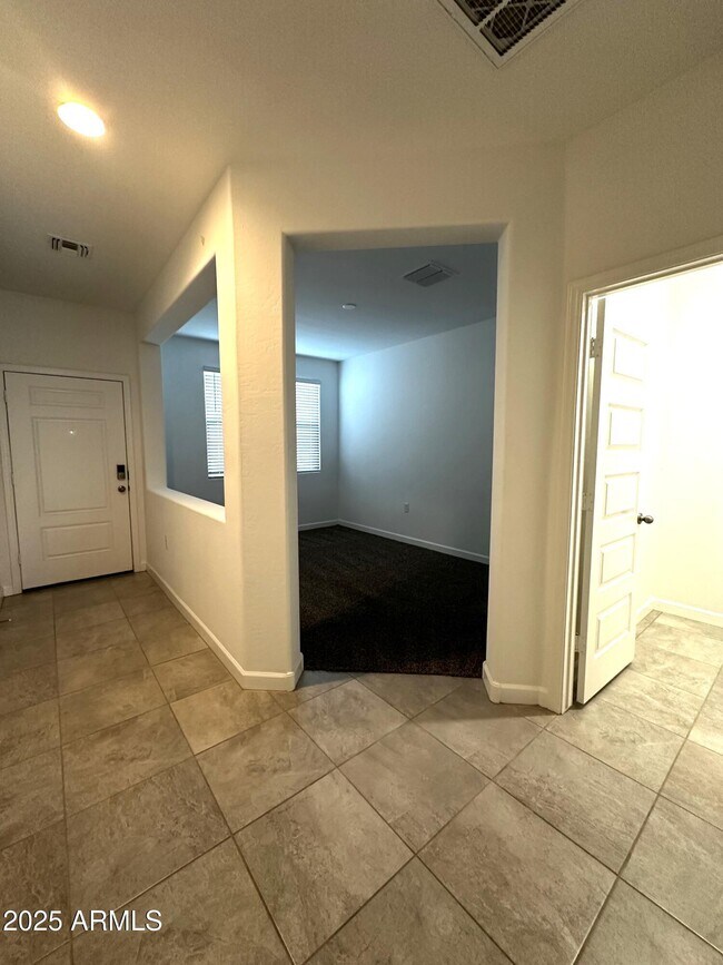 Photo - 3241 W Shanley Ave