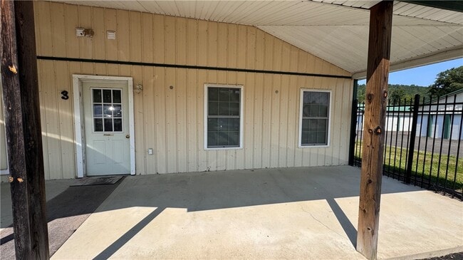 Building Photo - 130 Test Rd Rental