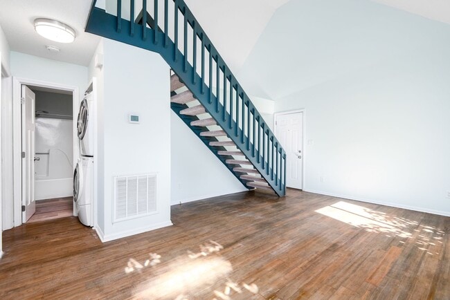 Photo - Charming 3 Bed/ 2 Bath home with large fenced in yard
