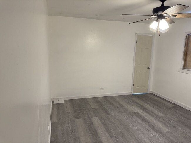 Photo - 1104 E 156th Pl