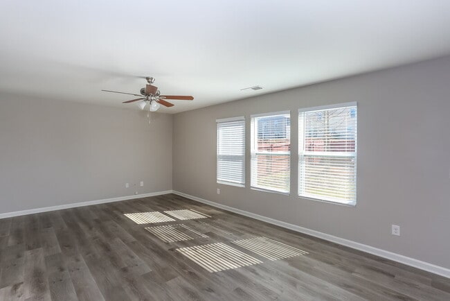 Photo - 6416 Brumit Ln