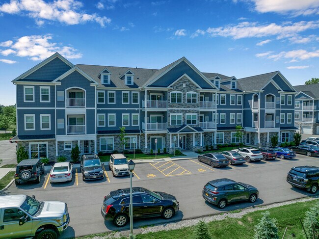 Parkway Luxury Apartments