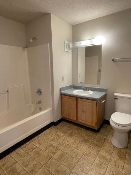Valley Railroad Apartments