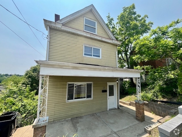 Building Photo - 120 Reifert St Rental