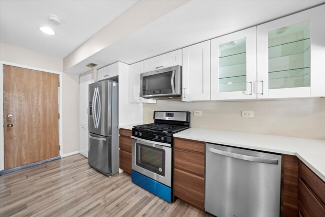 Photo - 9252 Cliffside Ln