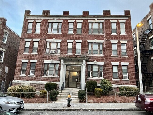 Building Photo - 47 Park Vale Ave Unit 11 Rental