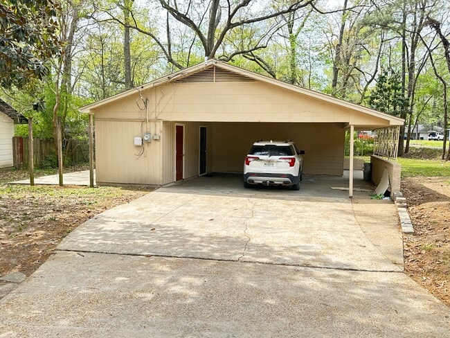 Photo - 103 Sykes Park Cir