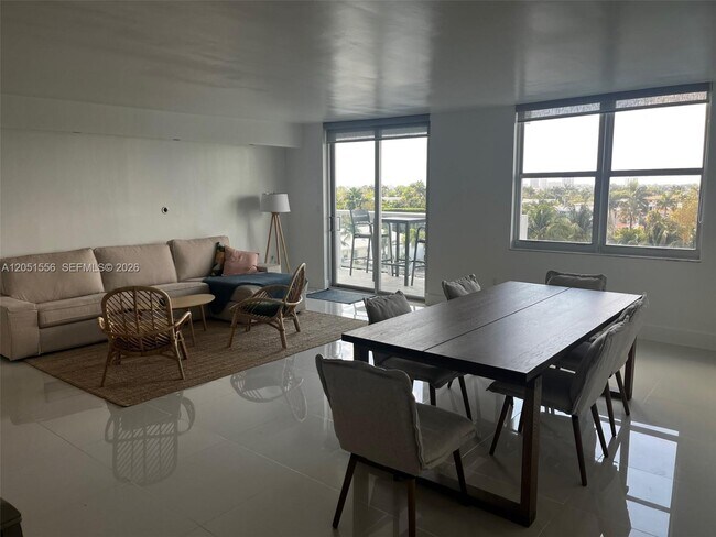 Photo - 10000 W Bay Harbor Dr Unit 503