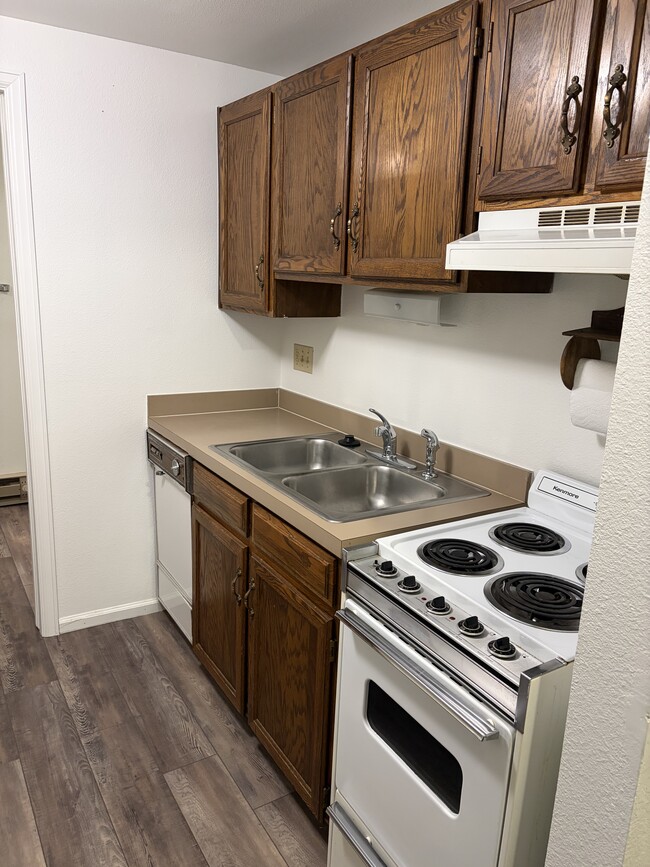 Photo - 5018 Continental Pl Unit Basement apartment
