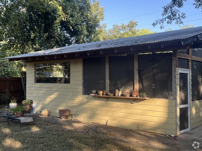 Building Photo - 968 Cheatham St Rental