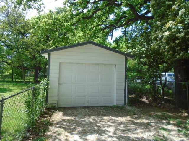 Photo - 2816 Putnam St