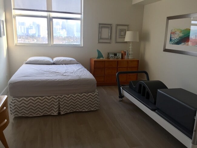 Building Photo - 2475 Brickell Ave Unit 803 Rental