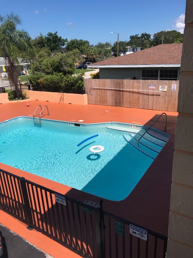 Photo - 411 S Nimbus Ave Unit 3