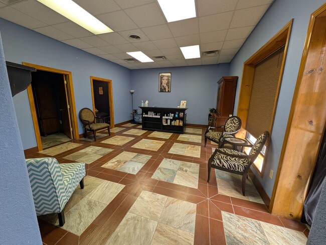 307 S Adair St Unidad 307 S Adair Suite C