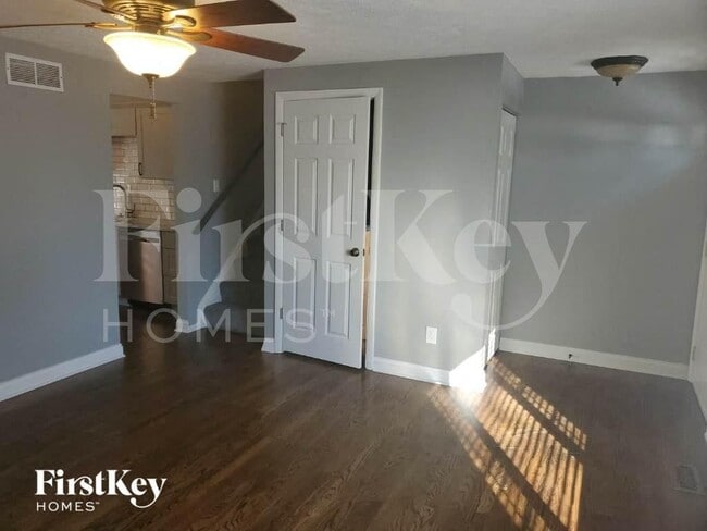 Photo - 4207 Edinburgh Dr