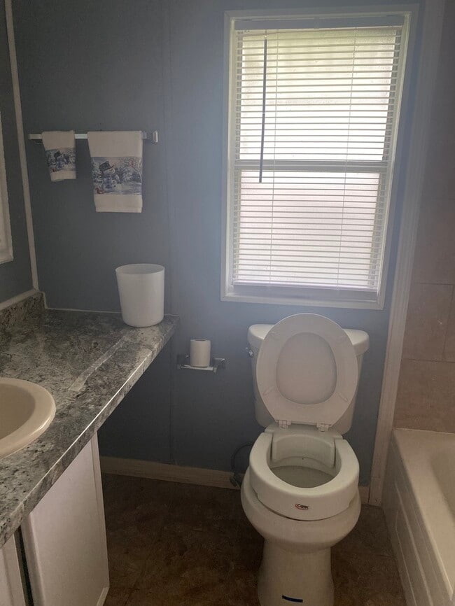Photo - 238 Sunset Cir