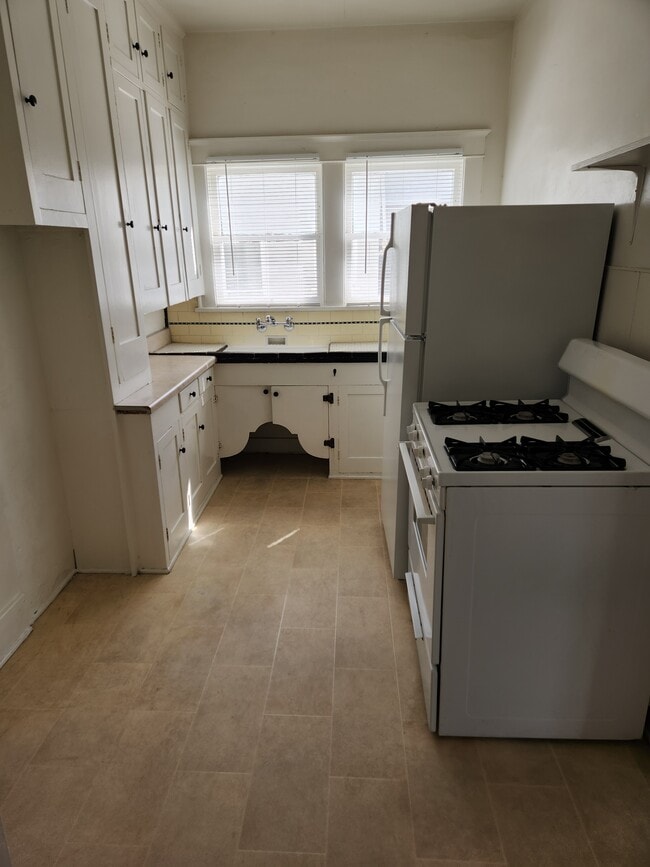 Cocina - 304 N Colorado Pl Unidad 304 12