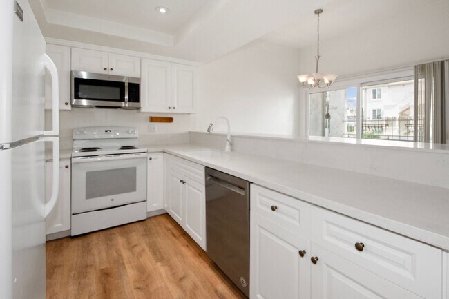 Photo - Long Term, Unfurnished Rental in Imperial ... Unit 6