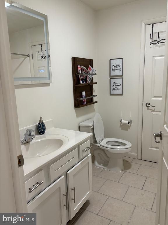 Photo - 1000 Diamond St Unit B