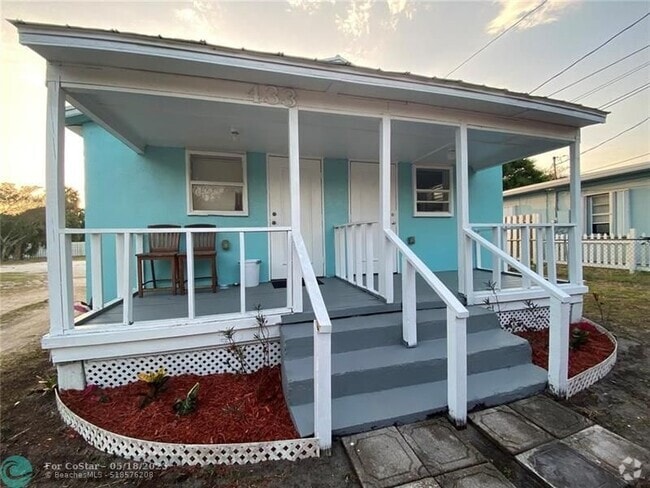 Building Photo - 433 N 14th St Unit A Rental