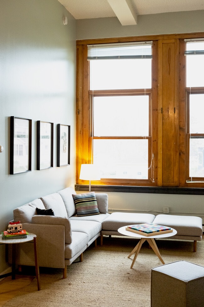 Photo - Merritt School Apartments