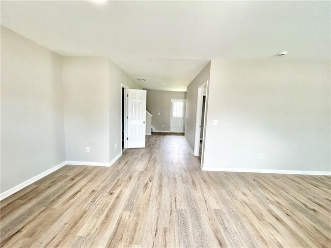 Photo - 736 Wheel House Ln