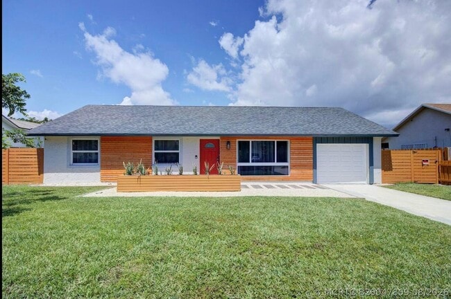 Photo - 3026 Dunlin Rd