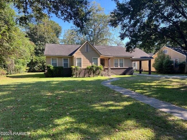 Photo - 617 Wilson St