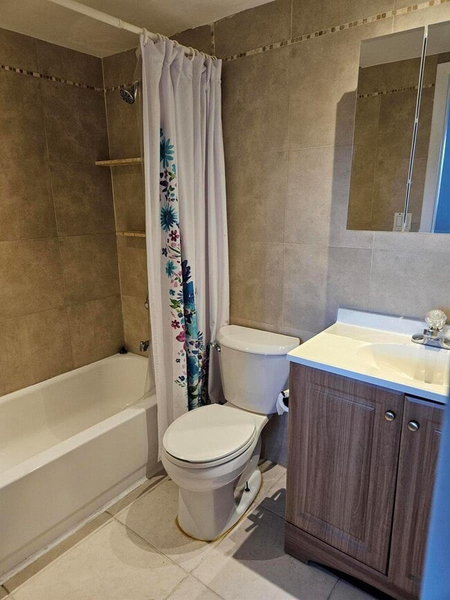 Photo - 8000 Colony Cir S Unidad 207