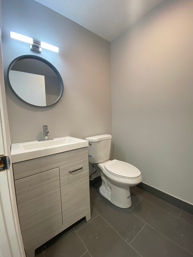 Avon Woods Apartments Avon, CT