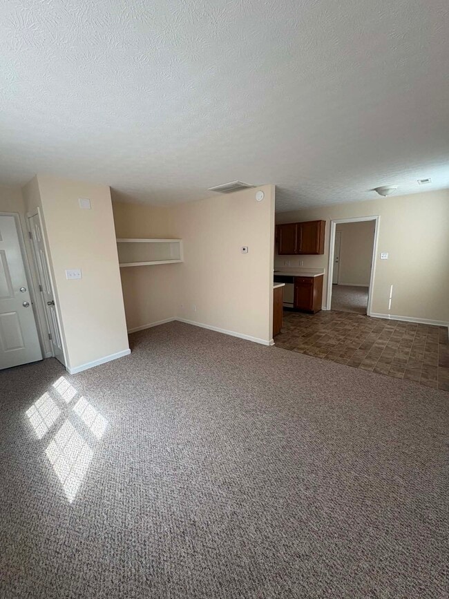 Photo - 1611 Flanigan Ct