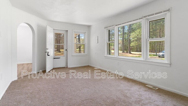 Photo - 513 Truitt Rd