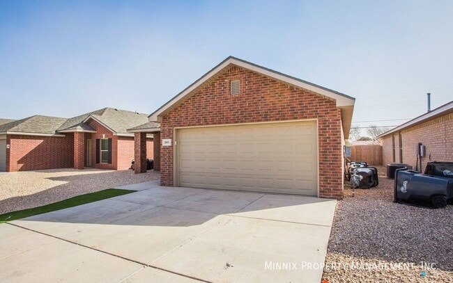 Photo - 2005 Kenwood Ave